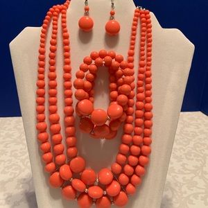 Coral set
